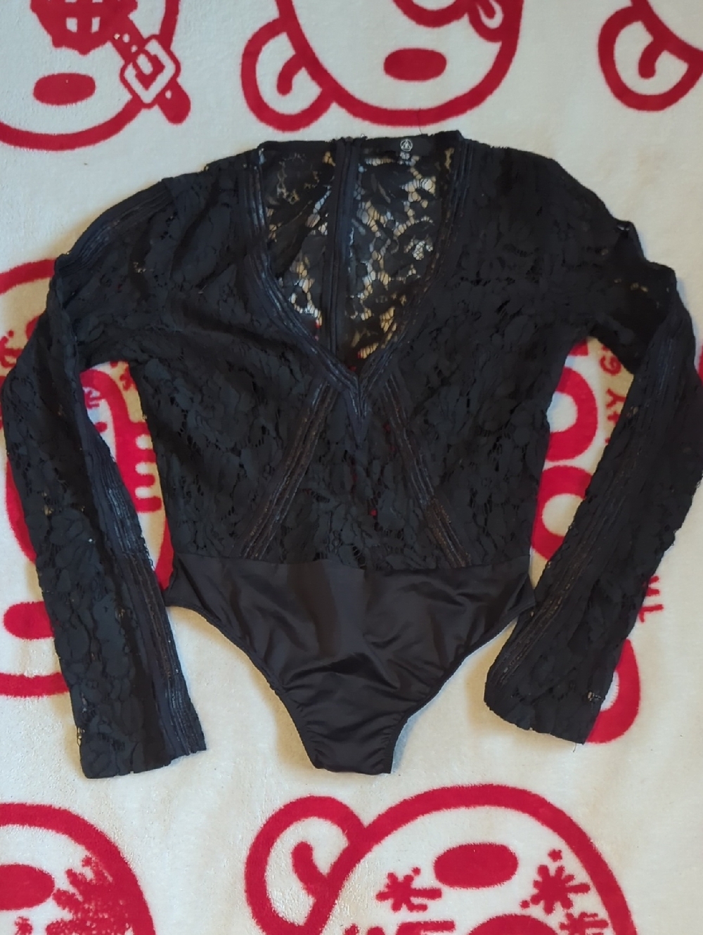 Missguided Black Lace Long-Sleeve Bodysuit